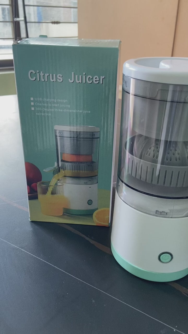 YANHAO Juicer: Your portable and chargeable fruit juicer solution.